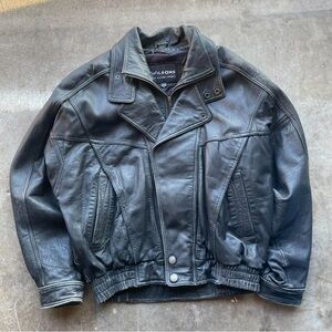 ✨sold✨ Vintage Wilson’s Heavy Black Leather Jacket